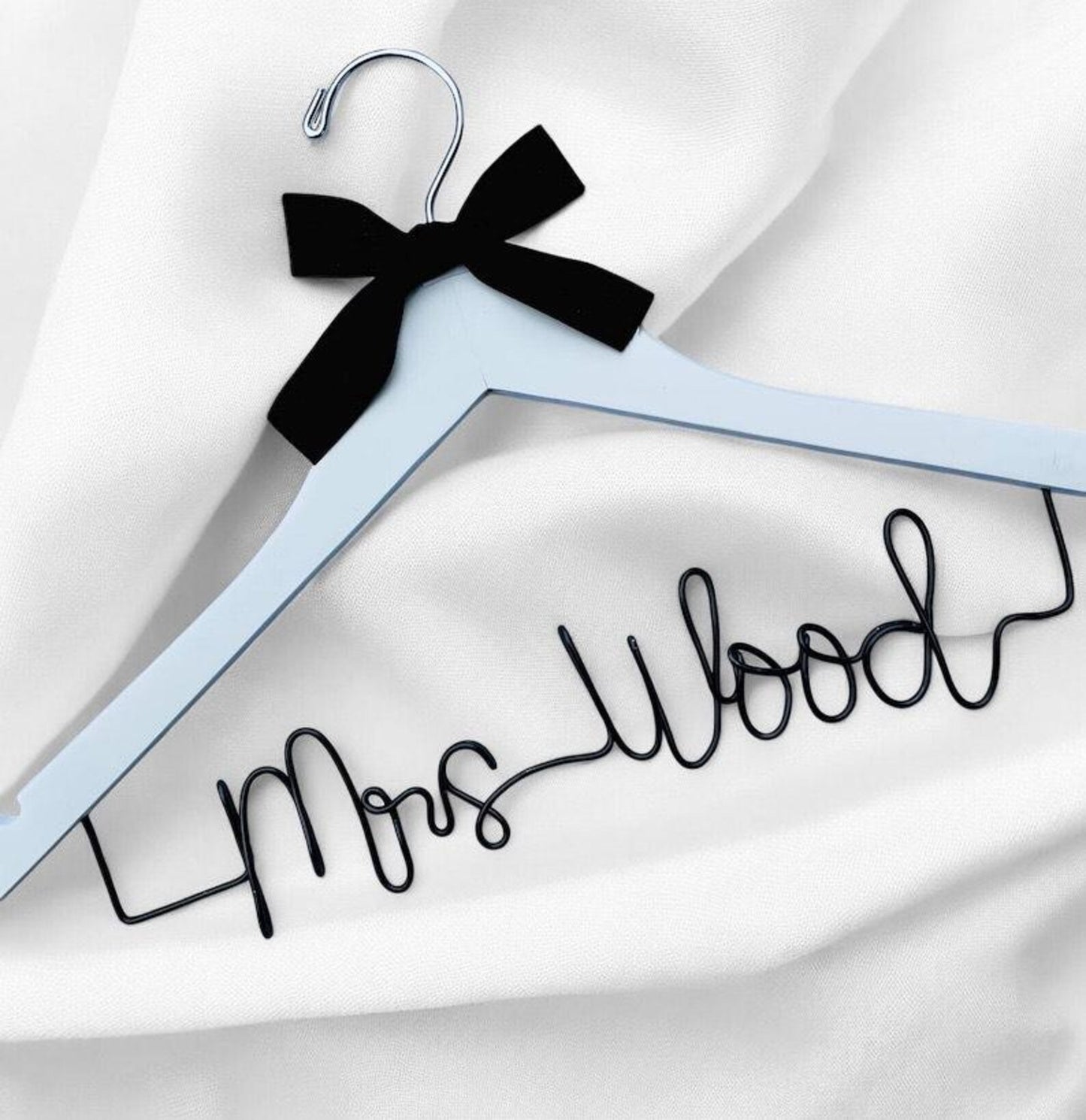 Personalized wedding dress Hanger for Brides, Bridesmaid